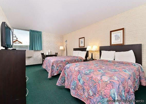 Days Inn By Wyndham Harrisonburg Exterior photo