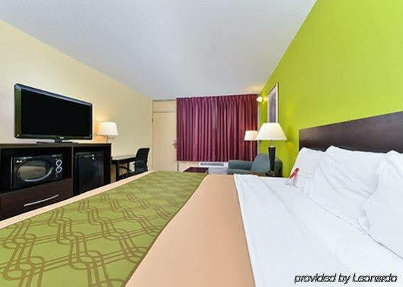 Days Inn By Wyndham Harrisonburg Exterior photo